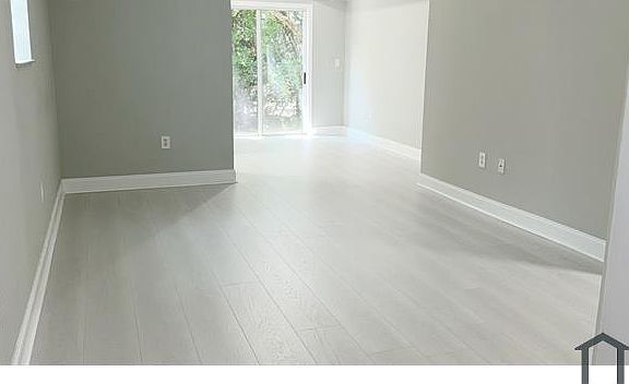 5th image of 1300 SE 31st Ct Unit 101