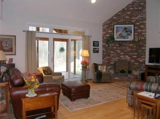 351 Moon Hill Rd, Northbridge, MA 01534