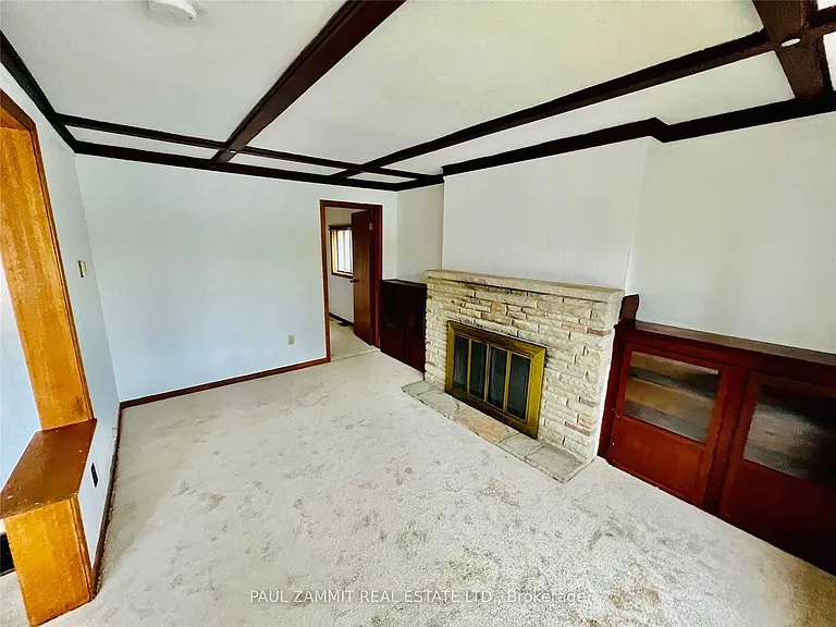 58 Morgan Ave — Photo 6