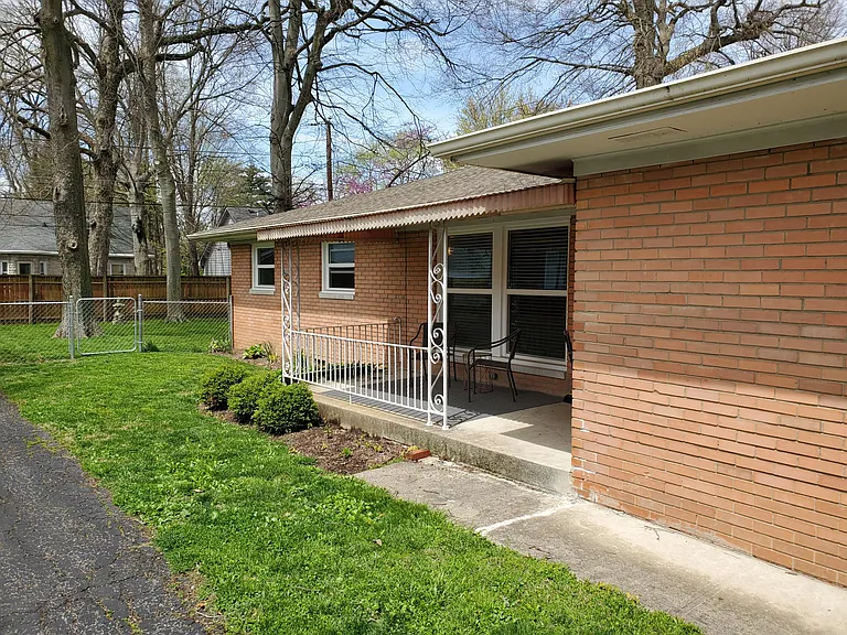 Side covered porch
