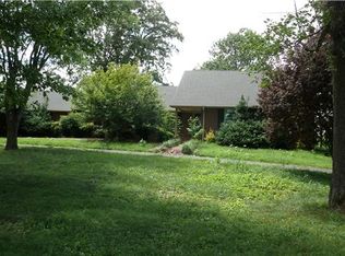 5701 New Chapel Rd, Springfield, TN 37172