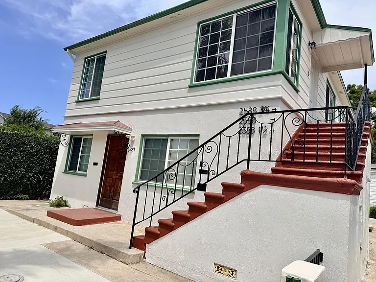 2584 S Sepulveda Blvd — Photo 9