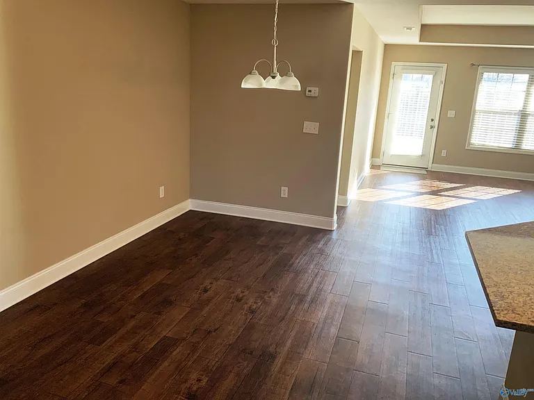 185 Olde Dogwood Trl — Photo 4