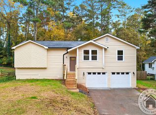 7090 Sumit Wood Dr NW, Kennesaw, GA 30152