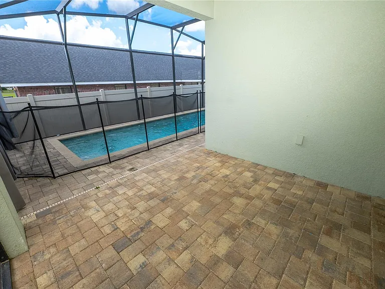 375 Villa Sorrento Cir — Photo 24