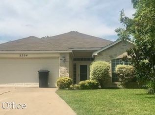 2704 Eagle Rd, Temple, TX 76502