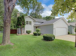 10381 Avocet St NW, Coon Rapids, MN 55433