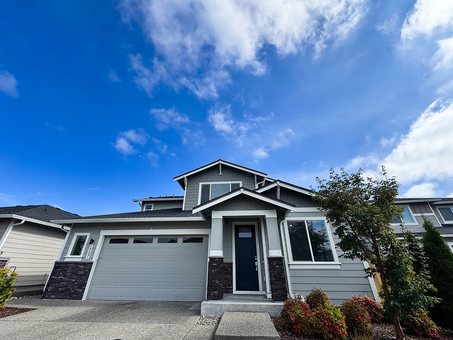 4 bed, 3.5 bath, 2886 sqft, $3,995 — Photo 3