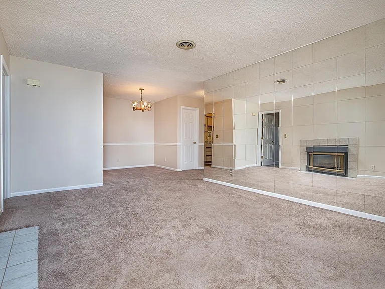 110 Heywood Rd #2D — Photo 7