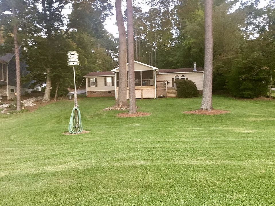 2nd image of 106 Condor Ct