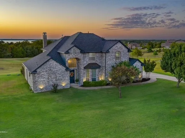 930 Lakeridge Dr, Lavon, TX 75166