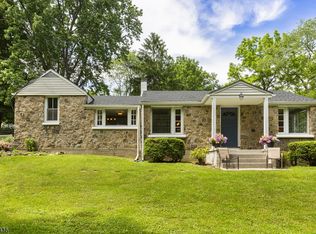 116 Hillside Ter, Califon, NJ 07830