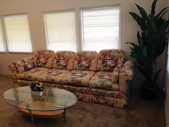 4th image of 6398 Dogwood Ln