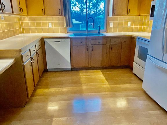4th image of 12674 Joppa Ave S