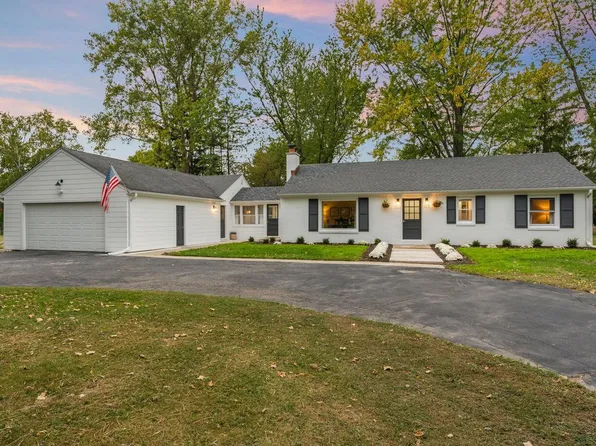 11233 North Riverland ROAD, Mequon, WI 53092