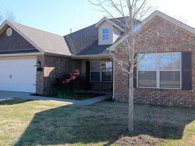 1300 Lariat Dr, Centerton, AR, 72719