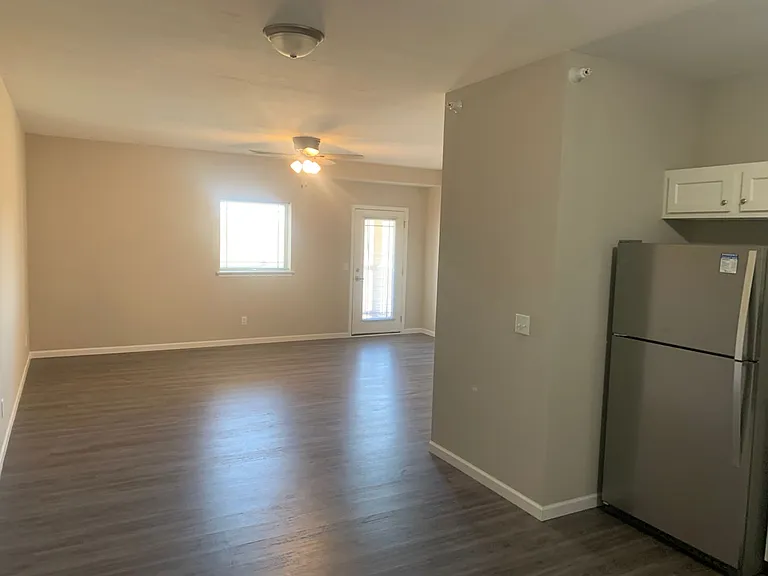 Cypress Ridge Apartments — Photo 52