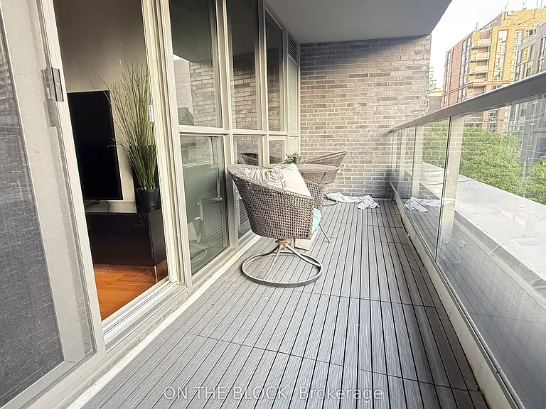 320 Richmond St E #313 — Photo 33