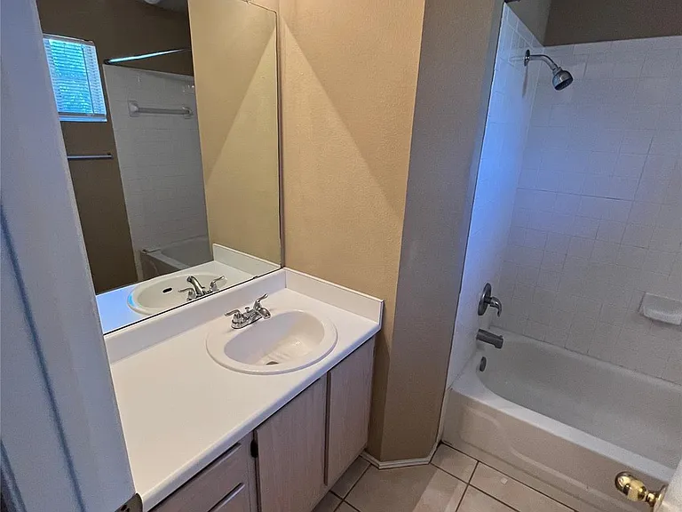 9625 Sugar Hill Dr — Photo 18