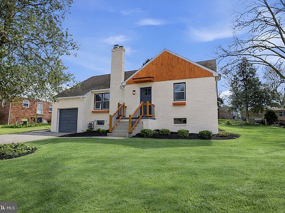 3rd image of 808 Rathton Rd