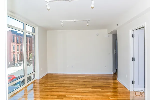 Rented by Urban Realty NYC | media 15