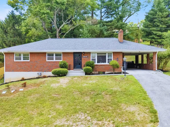 2908 Lofton Rd, Roanoke, VA 24018