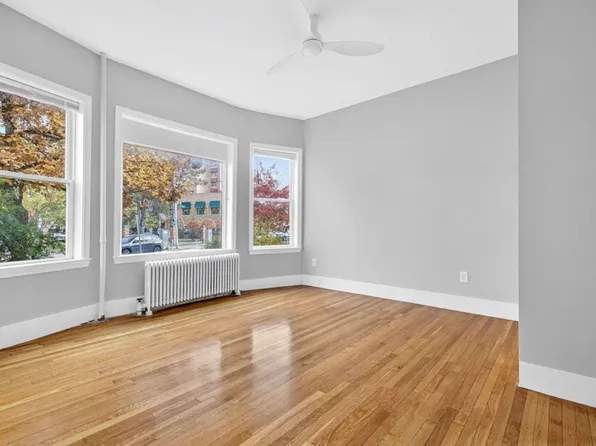 1576 Cambridge St, Cambridge, MA
