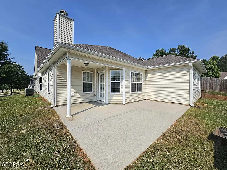 45 Manchester Ln — Photo 15