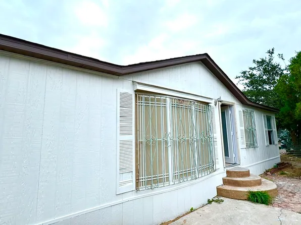 4023 Chickasaw Ln, Laredo, TX 78043