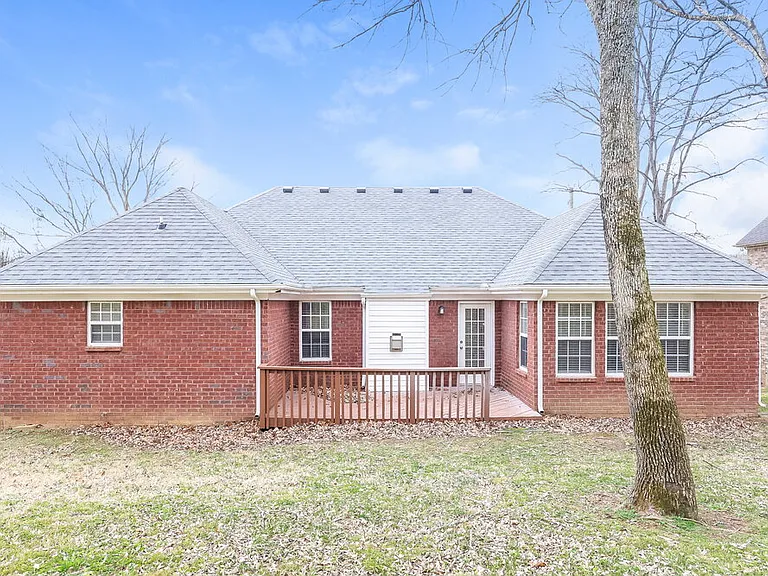 4116 Highlander Ct — Photo 17