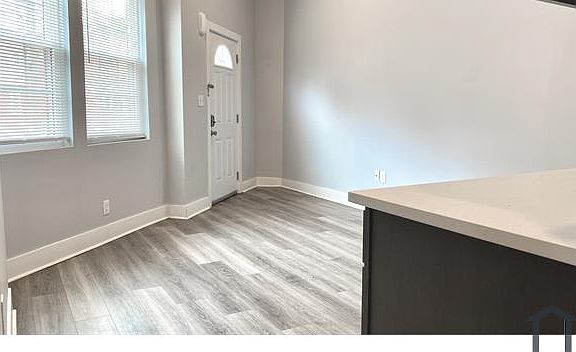 5th image of 4115 Brown St #17-1