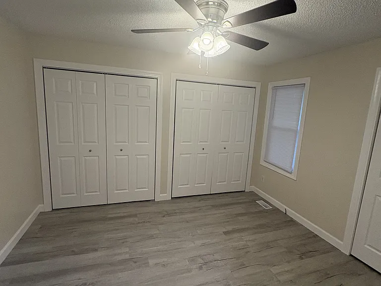 2420 Wakefield Dr — Photo 6