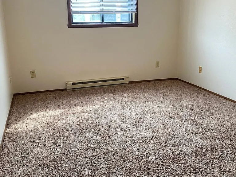 2626 Pacific Dr S — Photo 22