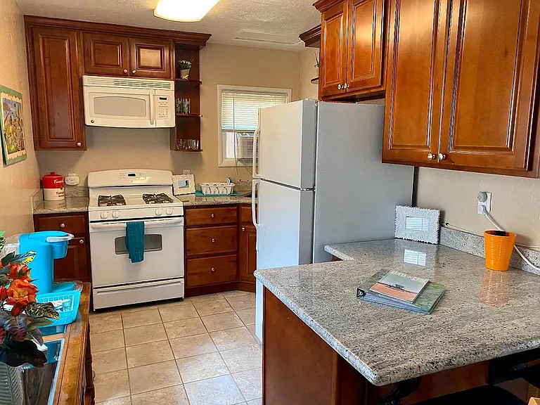 267 W Rincon Ave — Photo 9