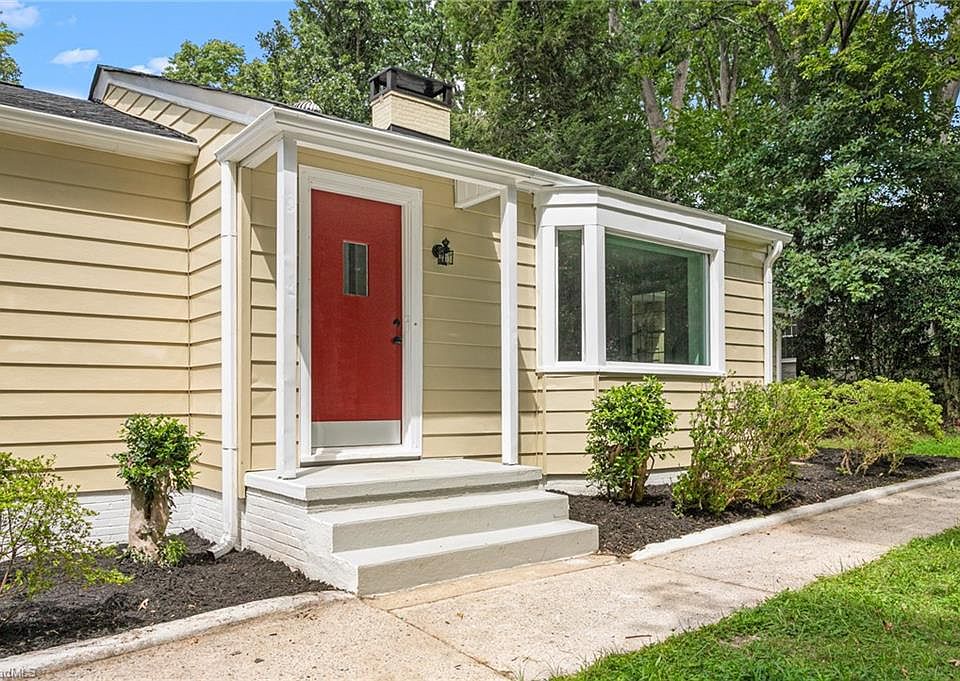 1st image of 810 Ferndale Blvd