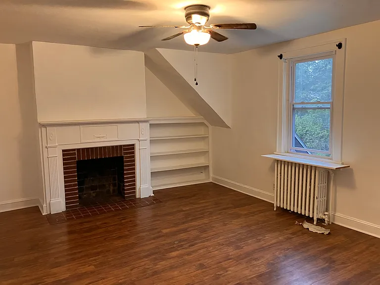 895 Mercer St #2 — Photo 2