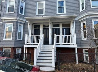 206 Franklin St #1, Cambridge, MA 02139