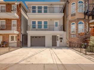 14 Poplar St, Jersey City, NJ 07307