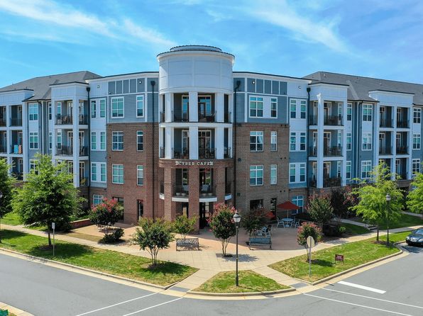 16408 Holly Crest Ln #3-205