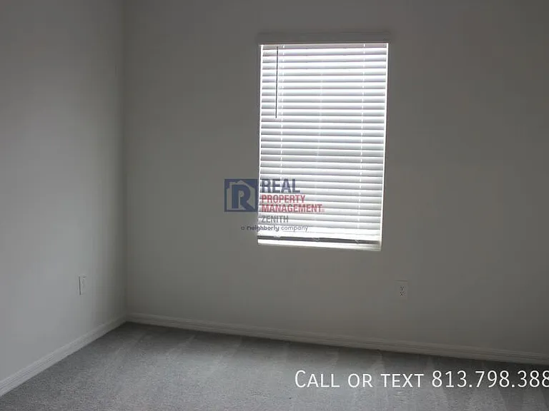10821 Fowlers Bluff Ct — Photo 11