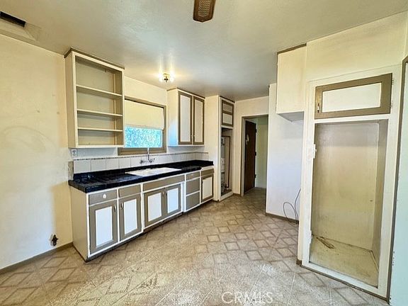 5th image of 5651 Babb Ave