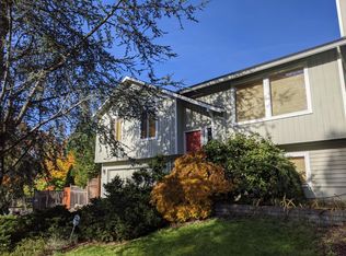 16102 NE 108th Ct, Redmond, WA 98052