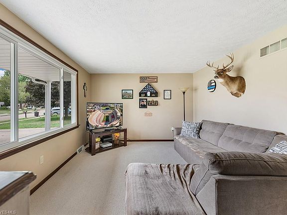 5th image of 1311 Concord Cir SE