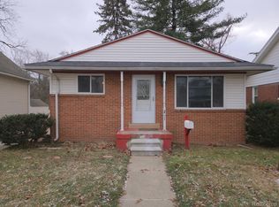 34651 Ash St, Wayne, MI 48184