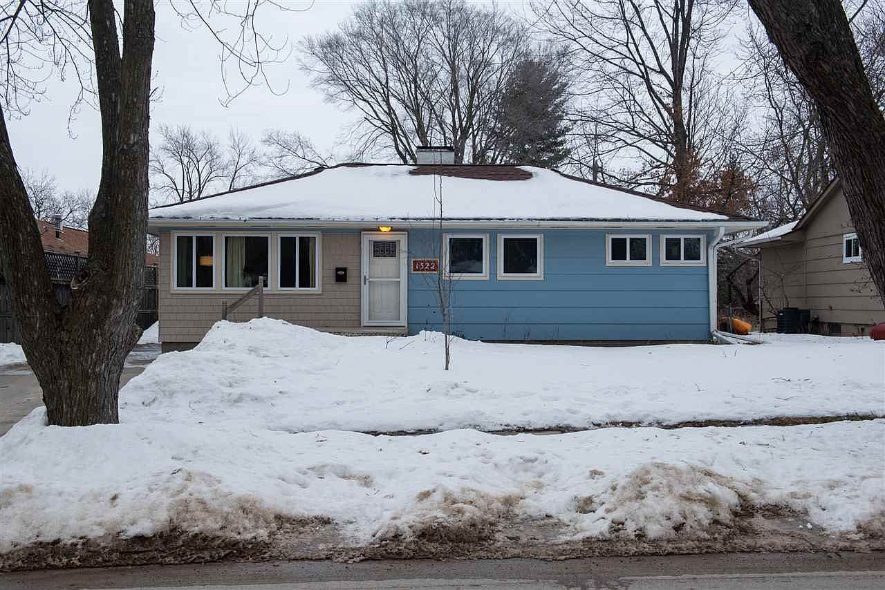 1322 Whiting Avenue Ct, Iowa City, IA 52245 Zillow