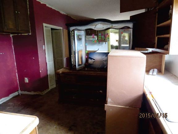 3rd image of 505 N Mesquite St