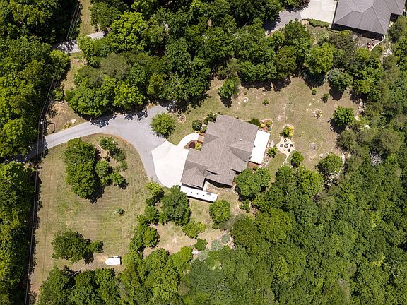 81st image of 3099 Sunset Dr