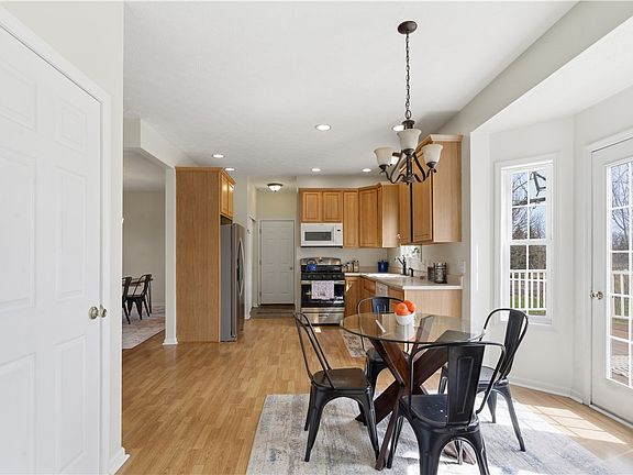 5th image of 3595 Chili Ave