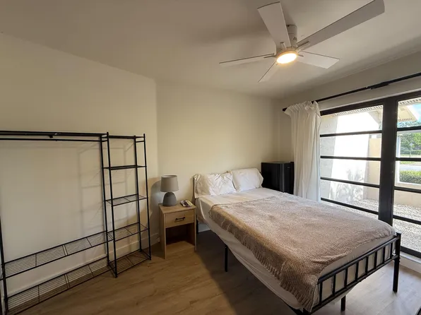(undisclosed Address), Sarasota, FL 34243
