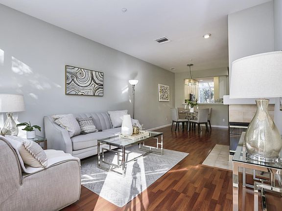 3rd image of 2585 Park Blvd APT Z216